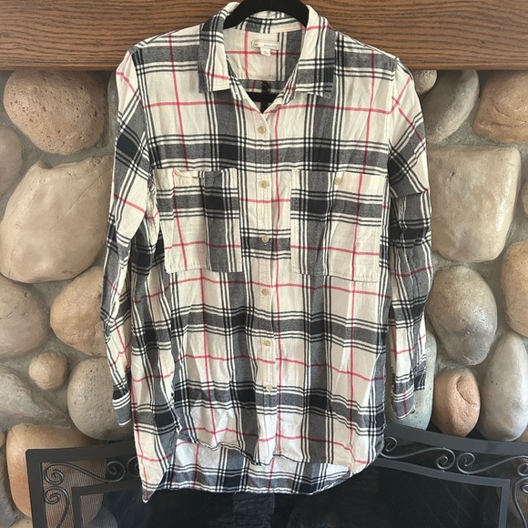 GAP Black, White, and Pink Plaid Flannel Shirt - Picture 1 of 4